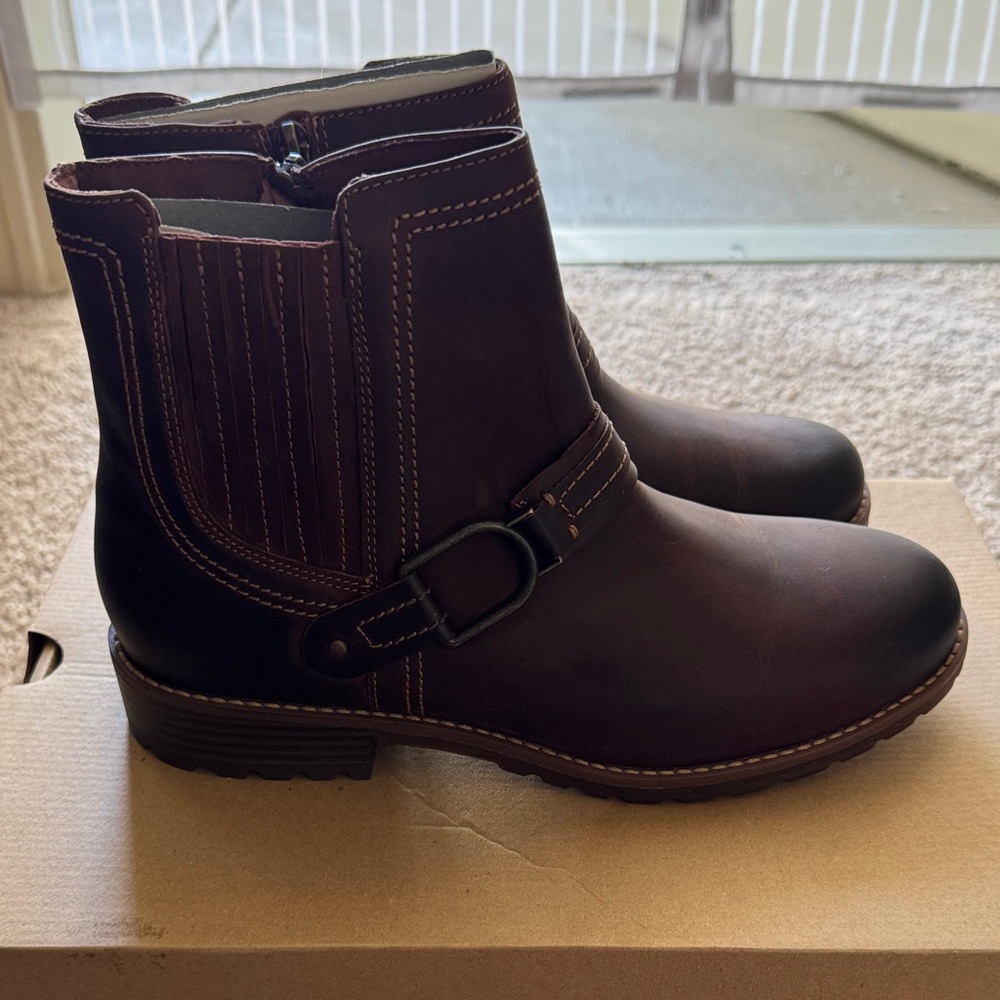Clarks British Tan Leather Boots